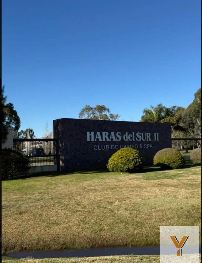 Foto de Terreno en venta - 1.399mts2 - Haras Del Sur II, imagen 1