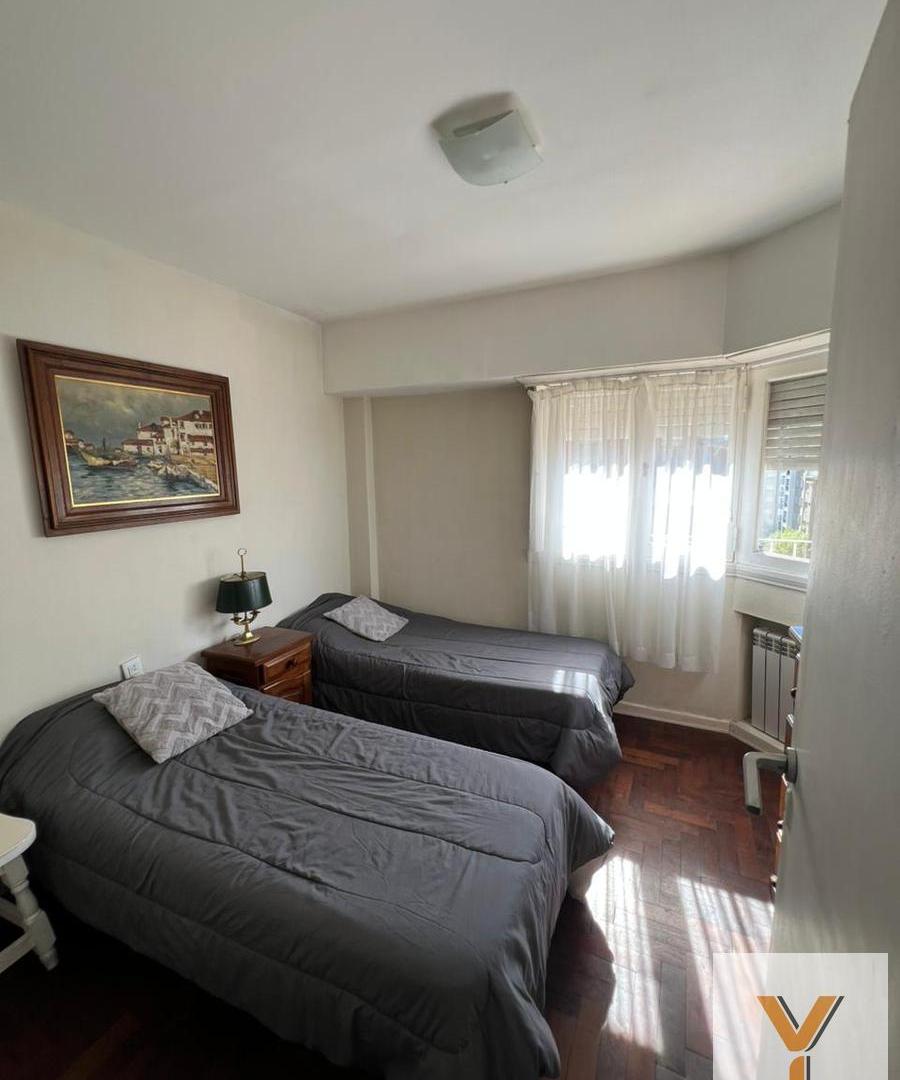 Foto de Departamento en venta - 3 Dormitorios 2 Baños - Mar del Plata, imagen 4