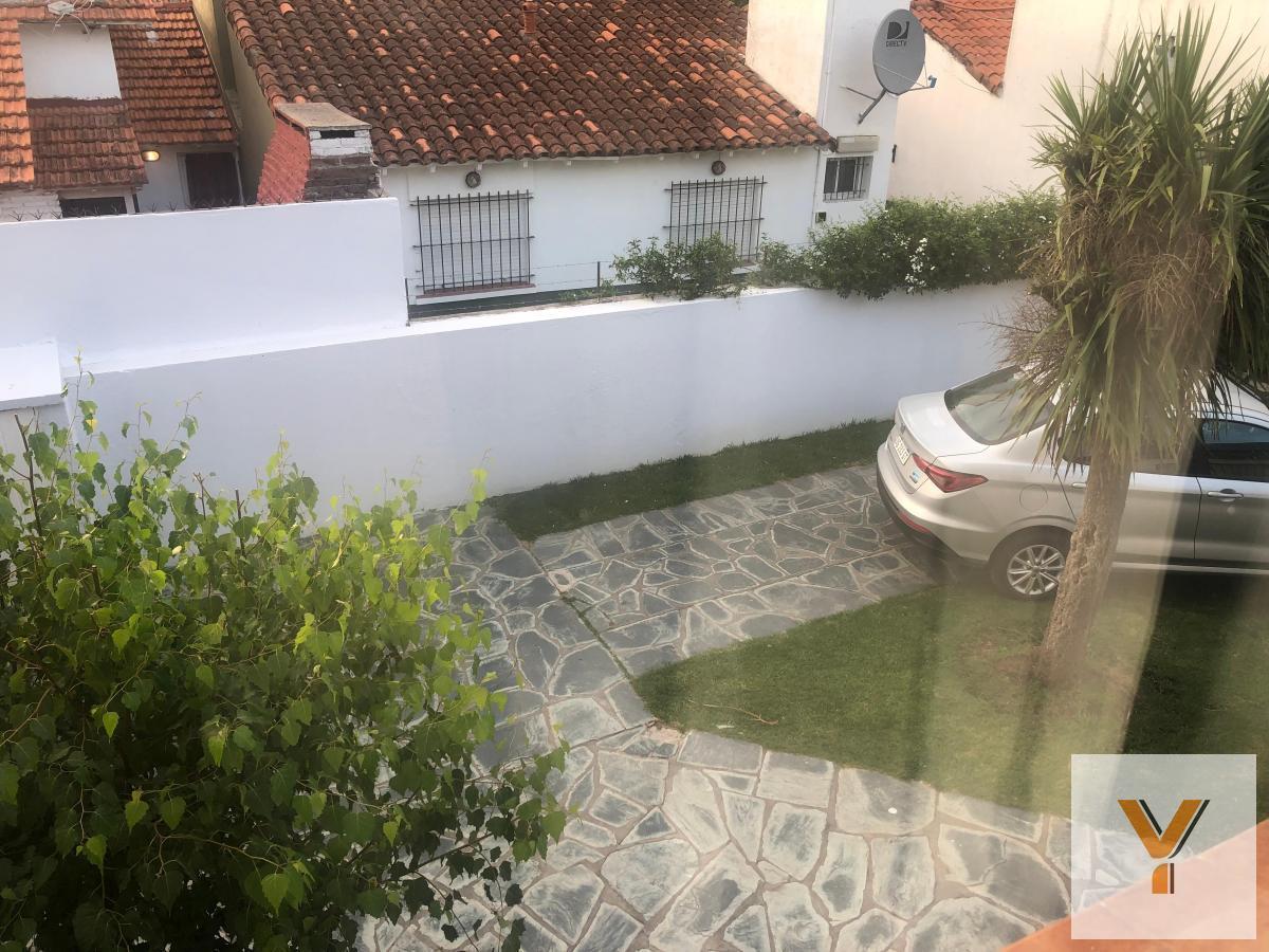 Foto de PH en venta - 3 Dormitorios 2 Baños - Miramar, imagen 3