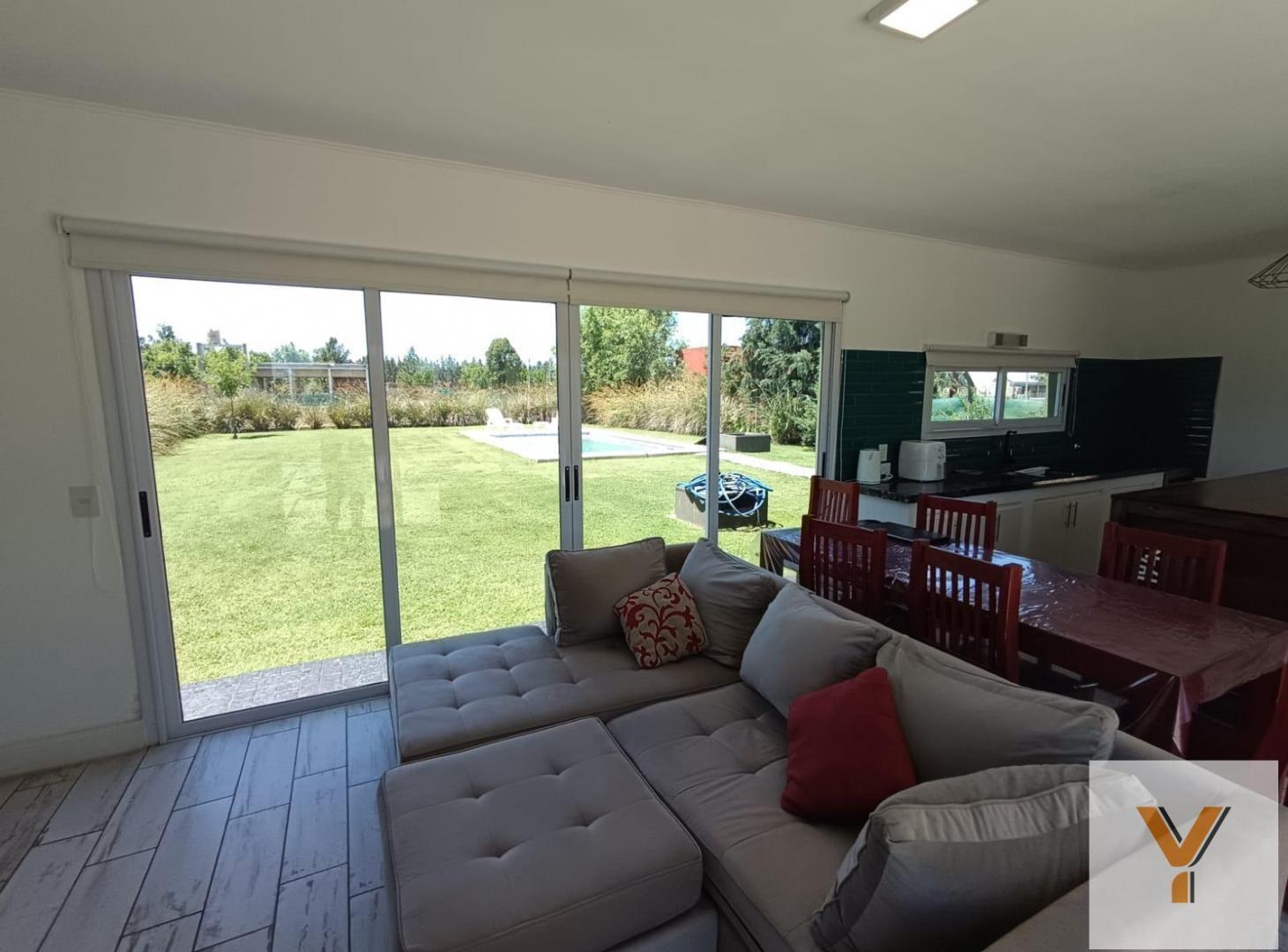 Foto de Casa en venta - 1 Dormitorio 1 Baño - Coronel Brandsen, imagen 4