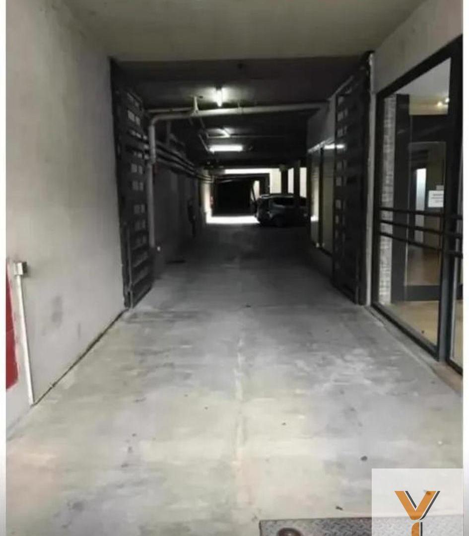 Foto de Cochera en venta - 14 Mts2 - Almagro, imagen 1