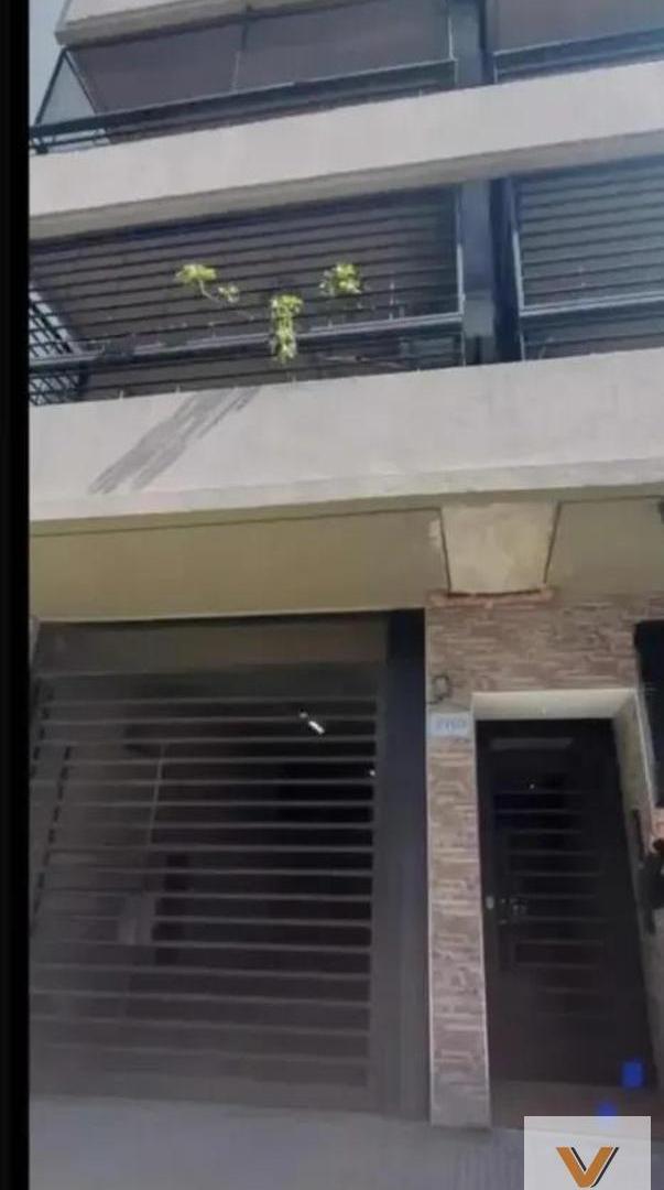 Foto de Cochera en venta - 14 Mts2 - Almagro, imagen 2