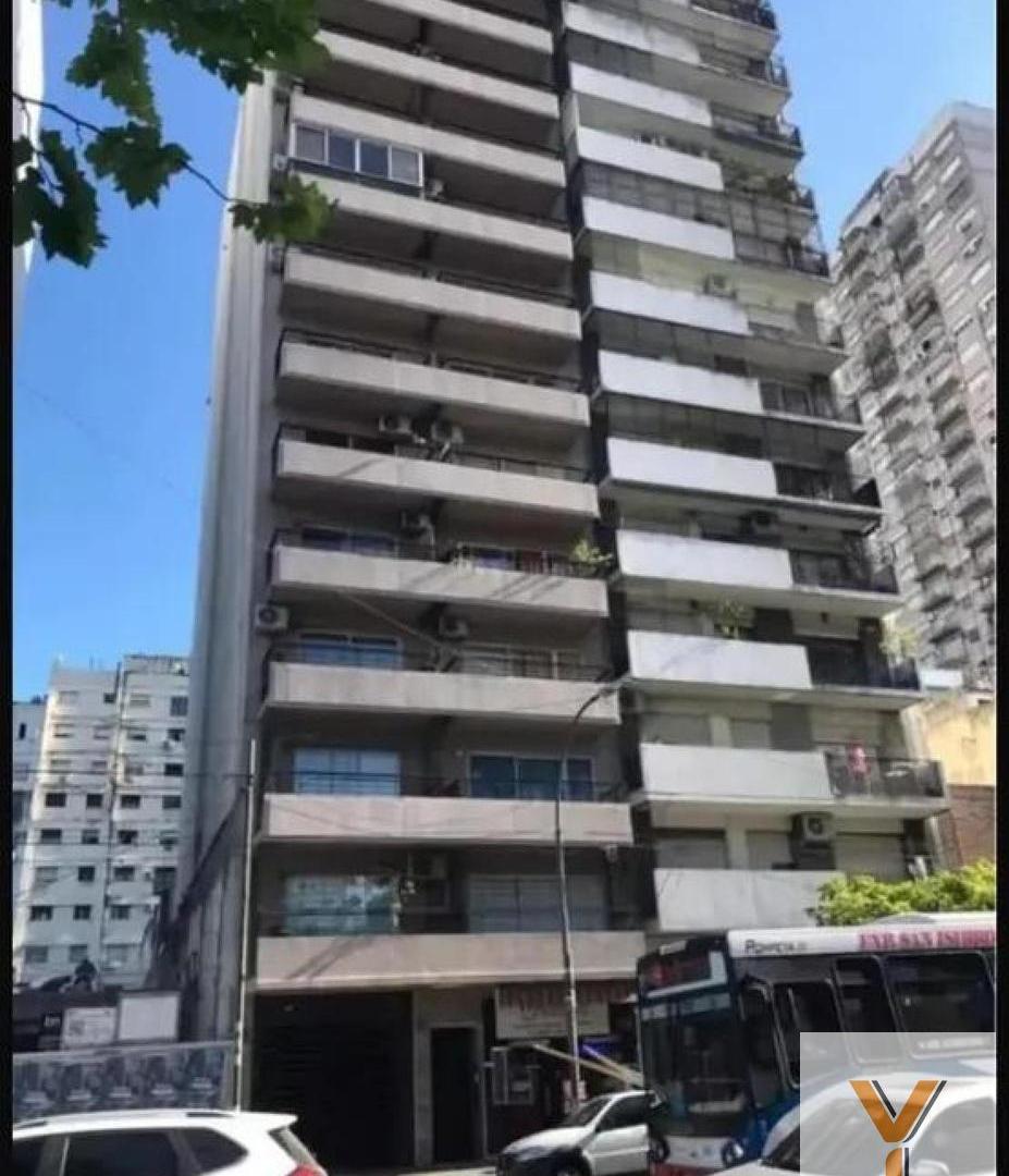 Foto de Cochera en venta - 14 Mts2 - Almagro, imagen 4