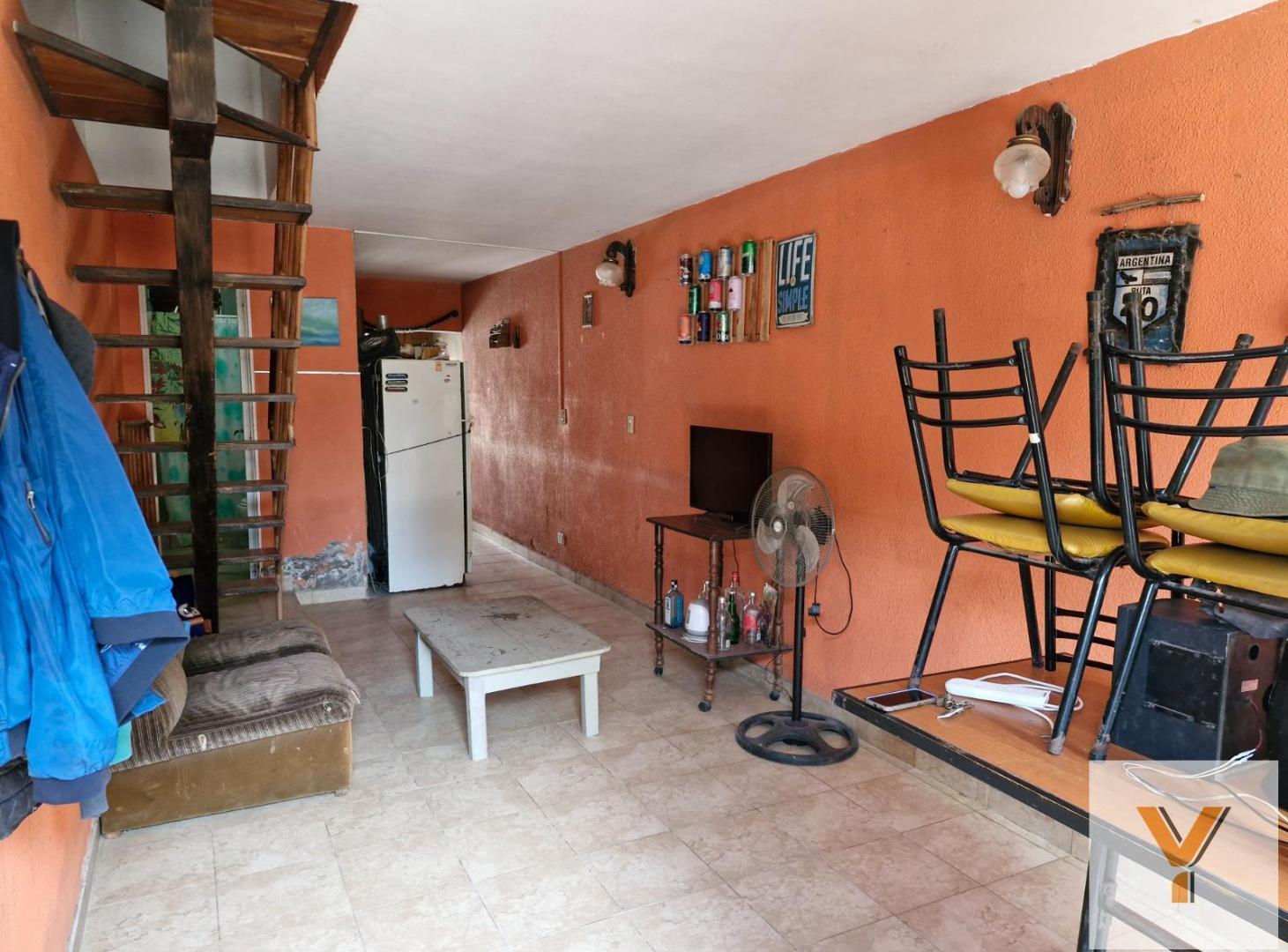 Foto de PH en venta - 1 Dormitorio 1 Baño - Chascomús, imagen 2