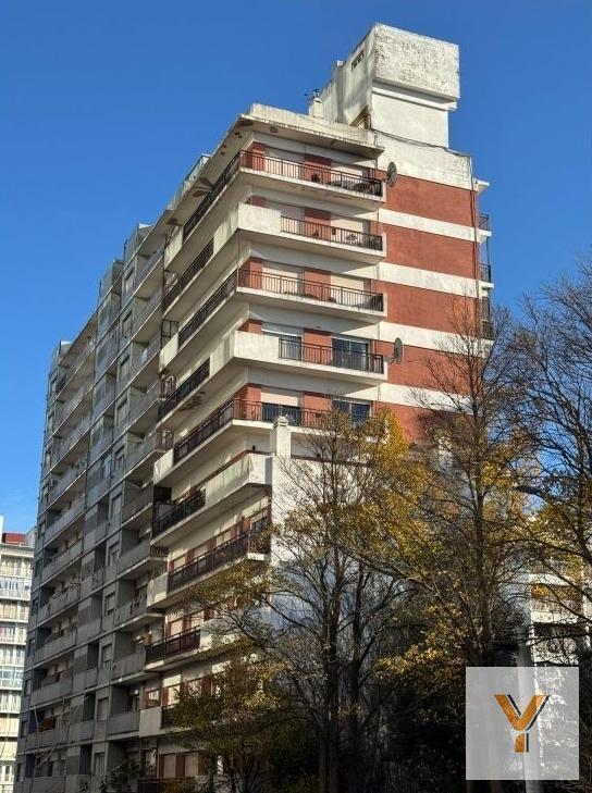 Foto de Departamento en Venta - 3 dormitorios 2 baños - Mar del Plata, imagen 4