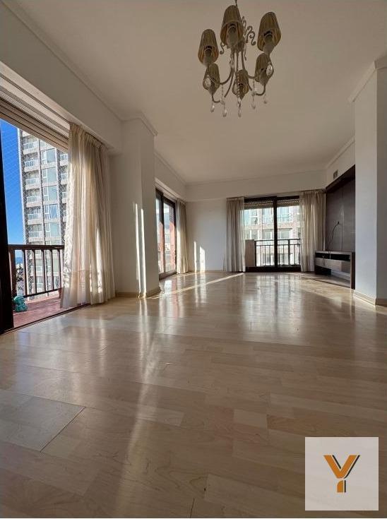 Foto de Departamento en Venta - 3 dormitorios 2 baños - Mar del Plata, imagen 1