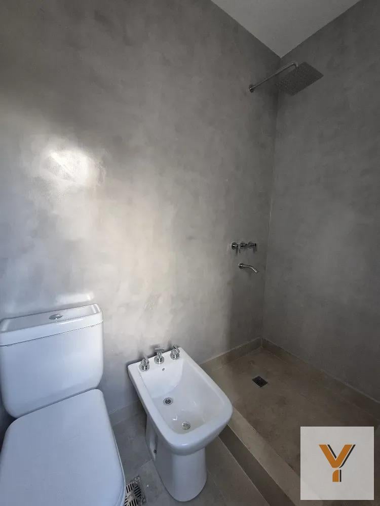 Foto de Casa en venta - 4 Dormitorios 5 Baños - Pilar, imagen 2