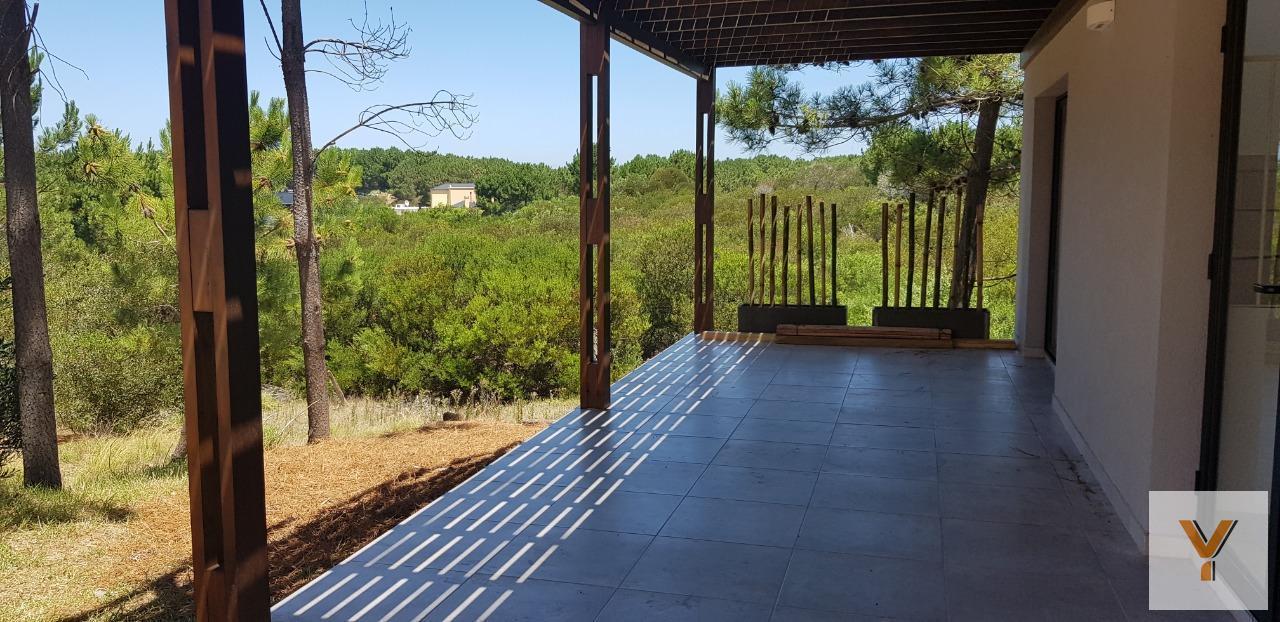 Foto de Casa en venta - 3 Dormitorios 2 Baños - Pinamar, imagen 3