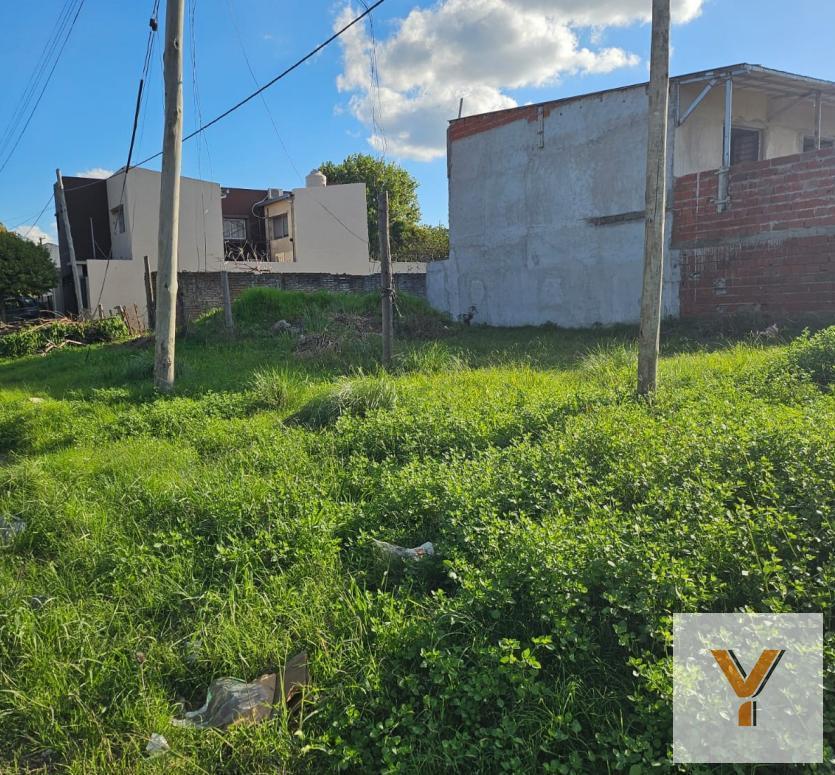 Foto de Terreno en venta - 200Mts2 - La Plata, imagen 1