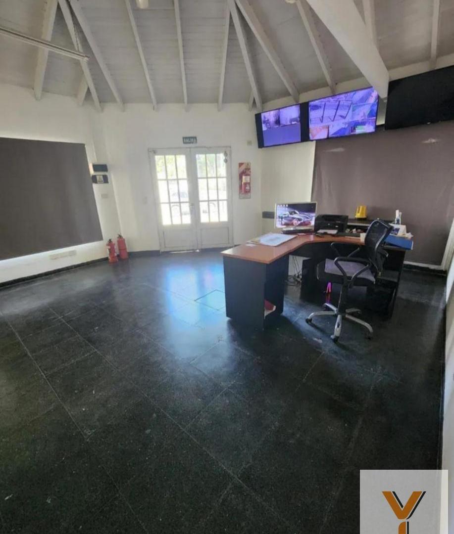 Foto de Edificio Comercial en venta - 4 Ambientes - Malvinas Argentinas, imagen 1