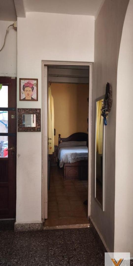 Foto de PH en venta - 2 Dormitorios 1 Baño - Parque Chas, imagen 5