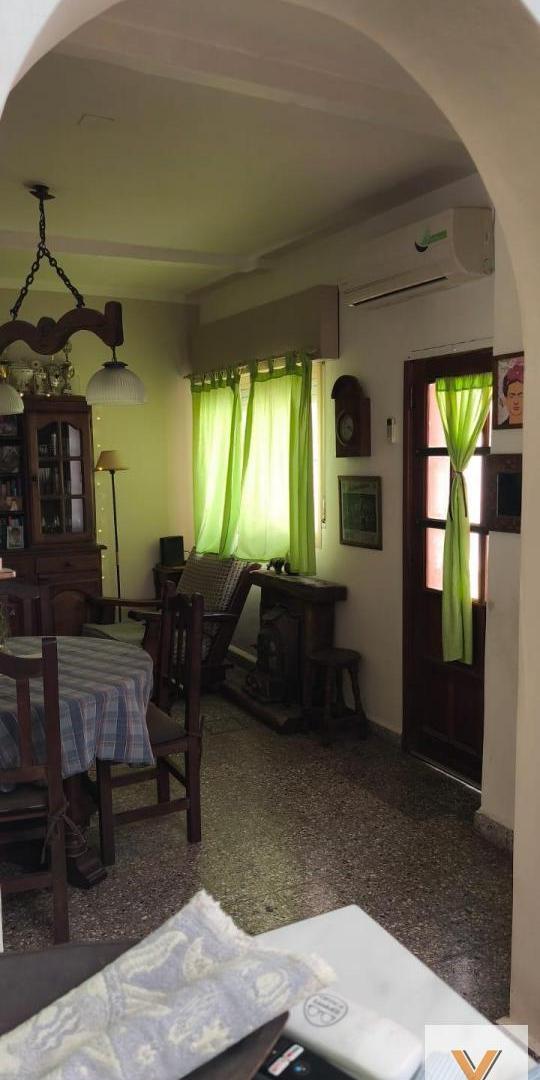 Foto de PH en venta - 2 Dormitorios 1 Baño - Parque Chas, imagen 3