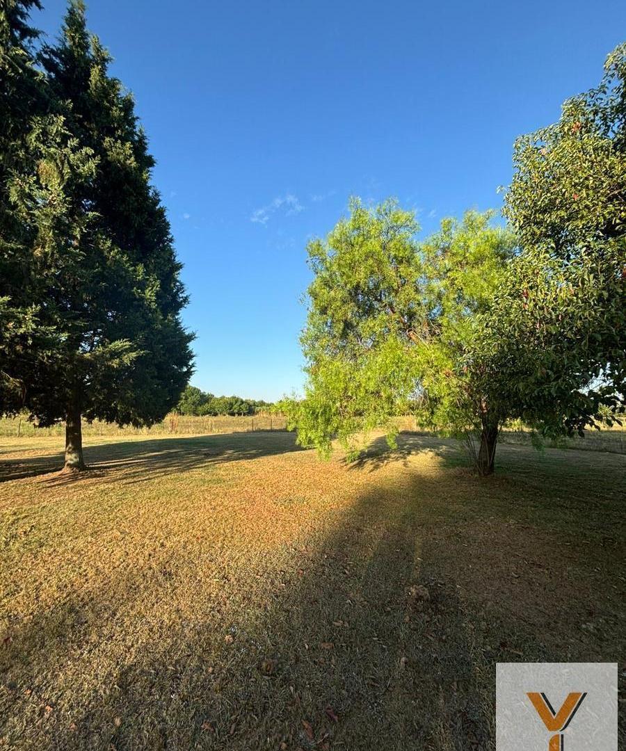 Foto de Terreno en venta - 1.500Mts2 - Exaltación de la Cruz, imagen 1