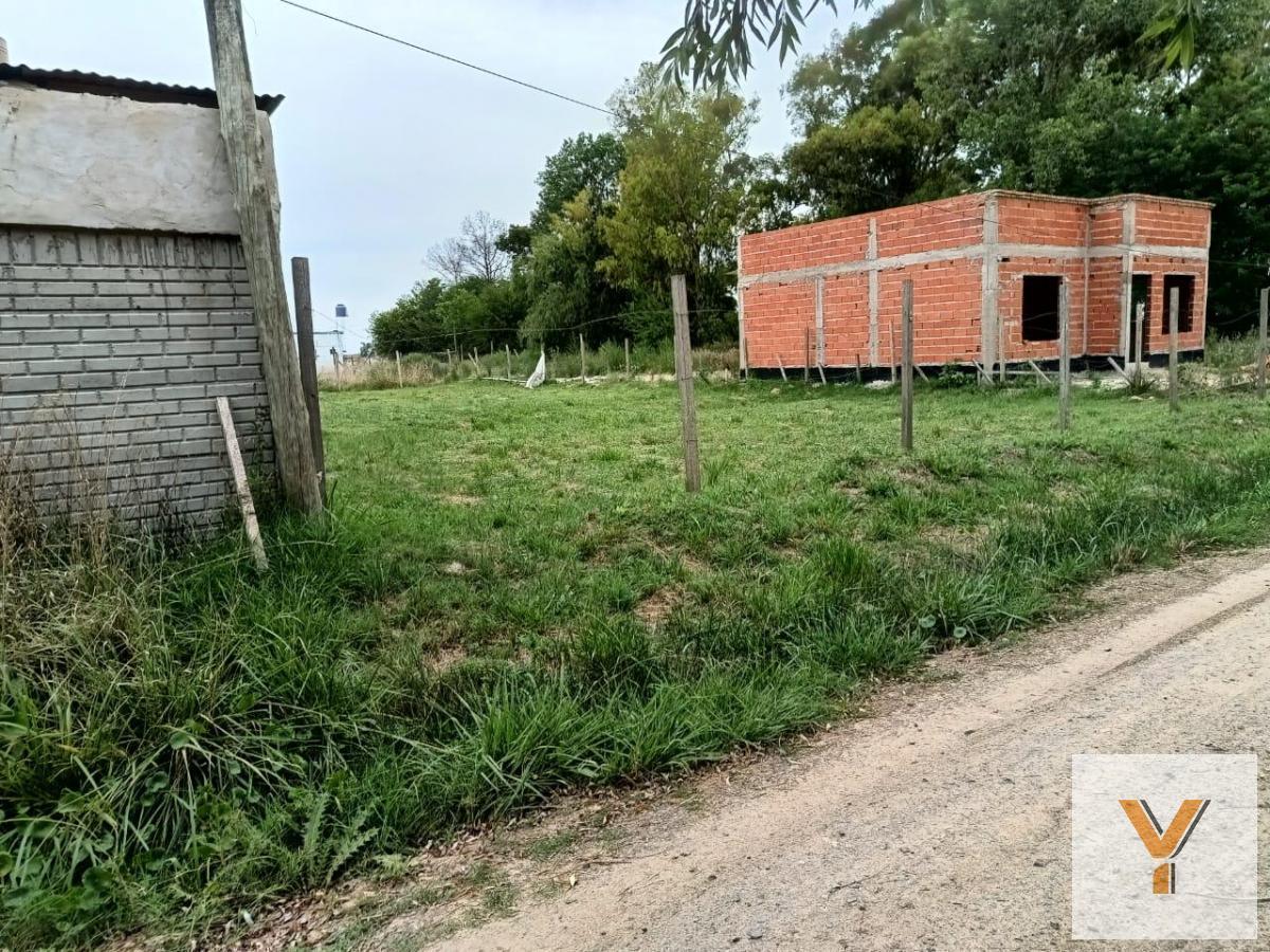 Foto de Terreno en venta - 600mts2 - Villa Parque Sicardi, imagen 3