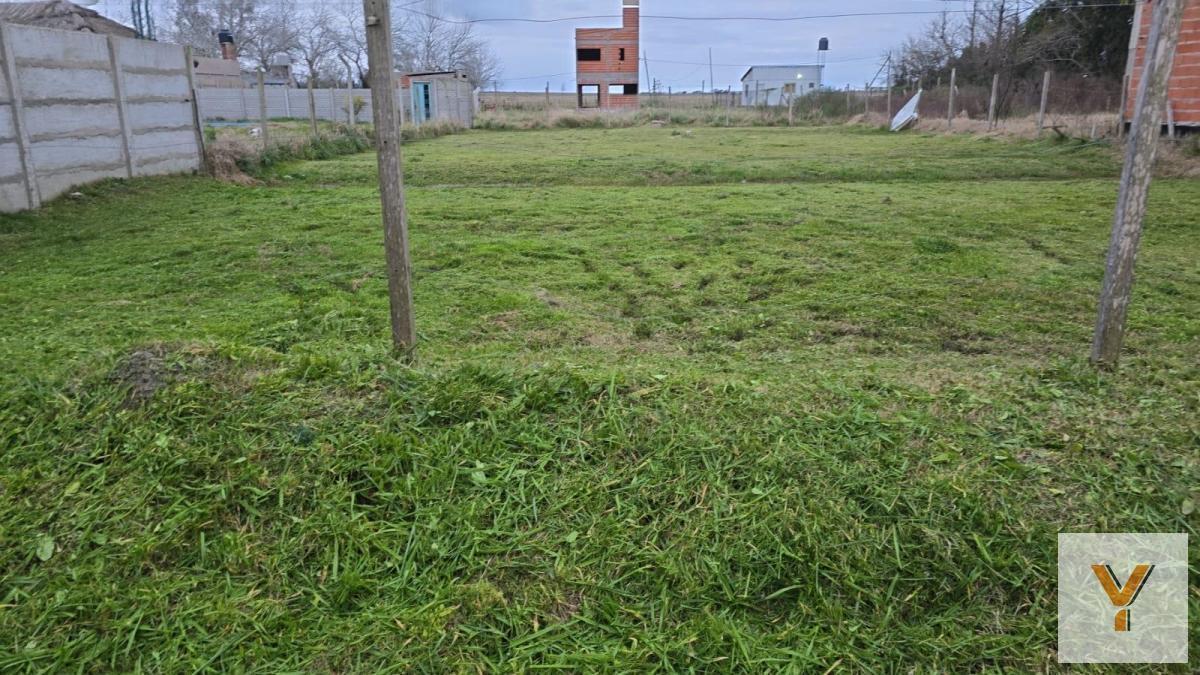Foto de Terreno en venta - 600mts2 - Villa Parque Sicardi, imagen 2