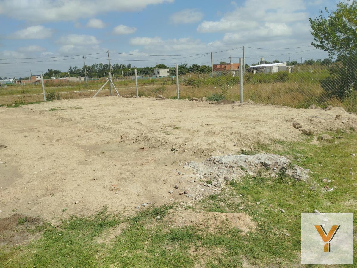 Foto de Terreno en venta - 300mts2 - Arana, La Plata, imagen 2