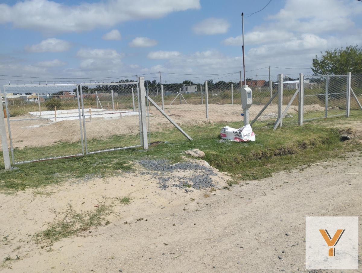 Foto de Terreno en venta - 300mts2 - Arana, La Plata, imagen 3