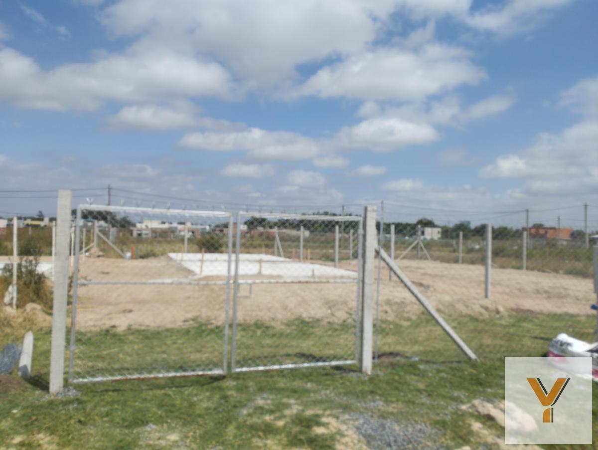 Foto de Terreno en venta - 300mts2 - Arana, La Plata, imagen 1