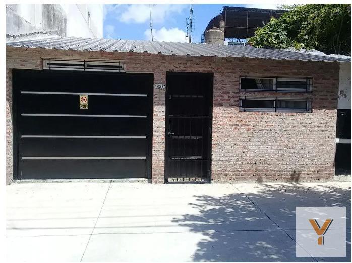 Foto de PH en venta - 2 Dormitorios 1 Baño - Villa Lugano, imagen 1