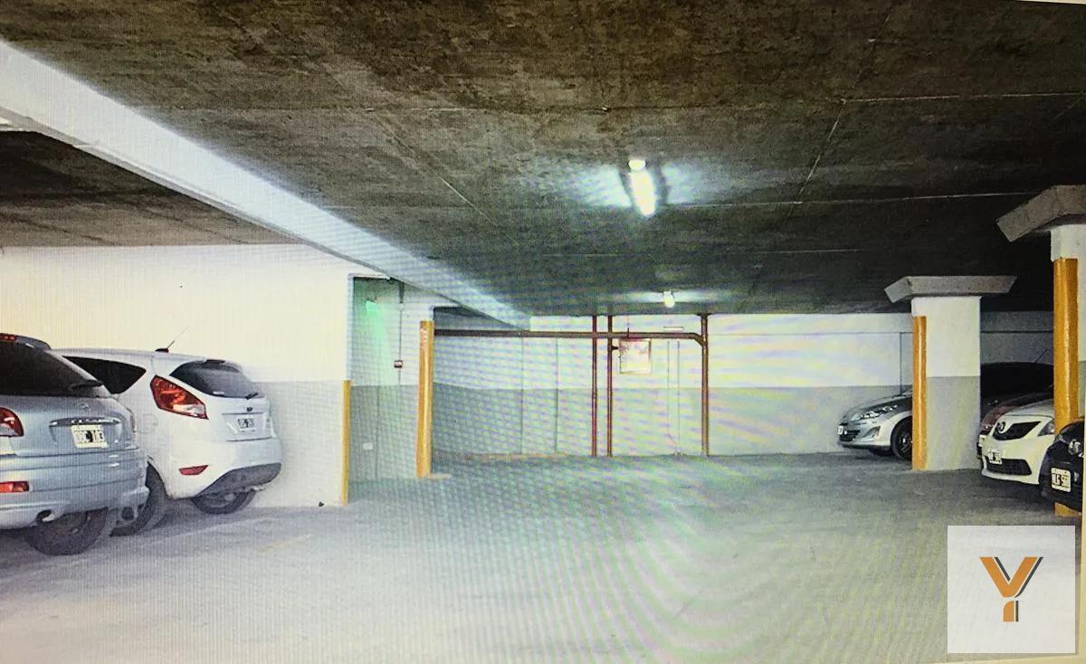 Foto de Cochera en venta - 15mts2 - San Cristóbal, imagen 3