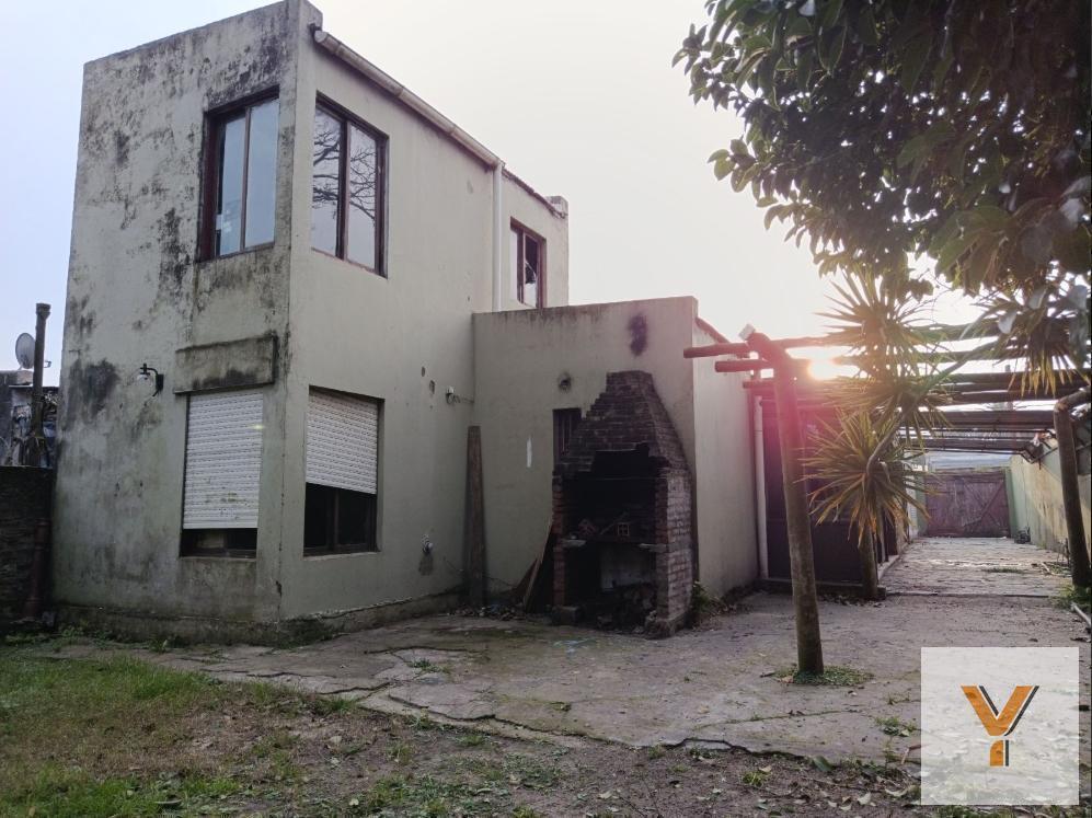 Foto de PH en venta - 2 Dormitorios 1 Baño - La Plata, imagen 1