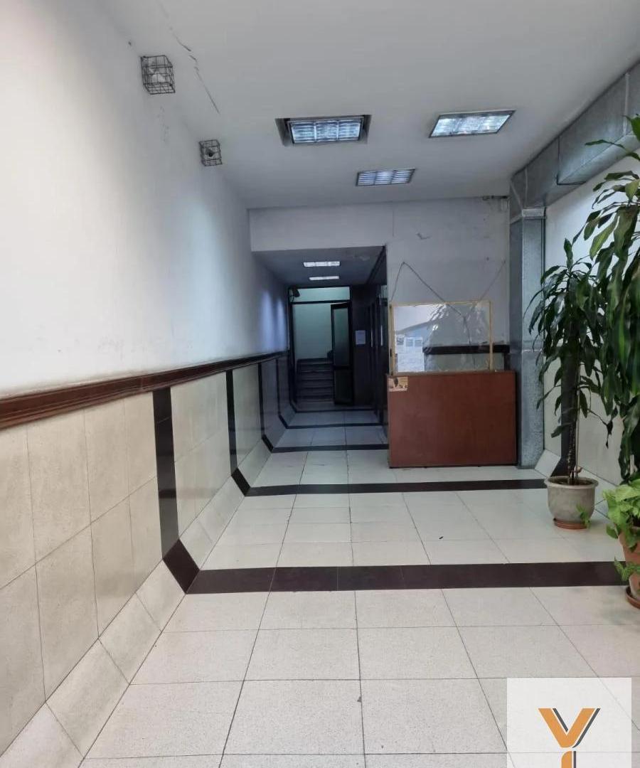 Foto de Oficina en venta - 1 Ambiente 2 Baños - Monserrat, imagen 1