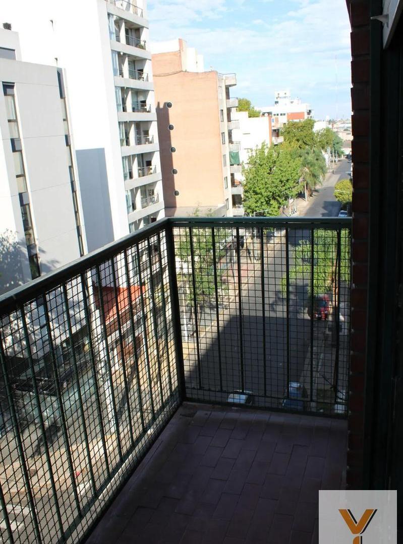 Foto de Departamento en venta - 2 Dormitorios 1 Baño - General San Martín, imagen 2