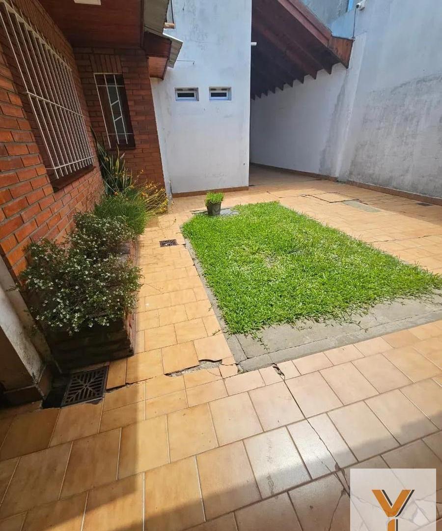 Foto de Casa en venta - 2 Dormitorios 1 Baño - Almirante Brown, imagen 4