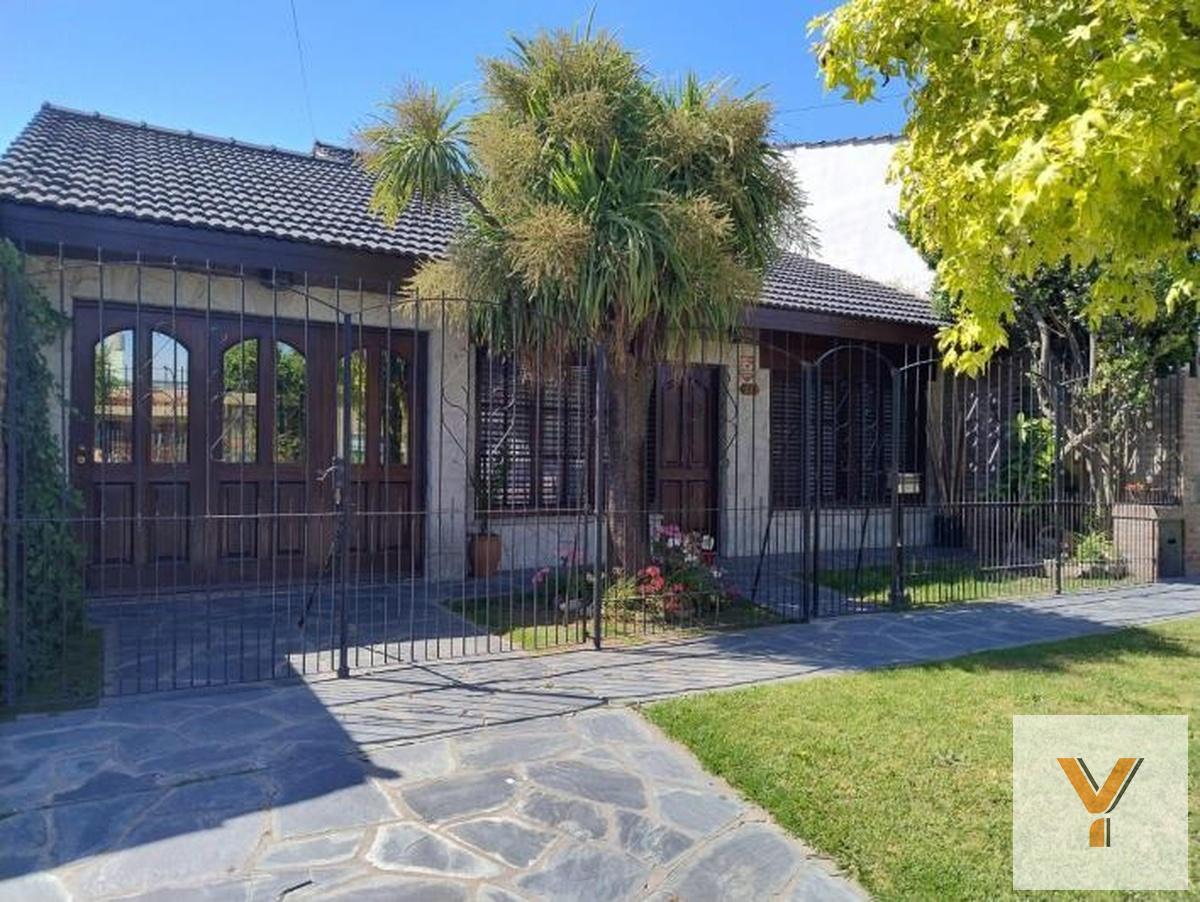 Foto de Casa en venta - 2 Dormitorios 1 Baño - Mar del Plata, imagen 4