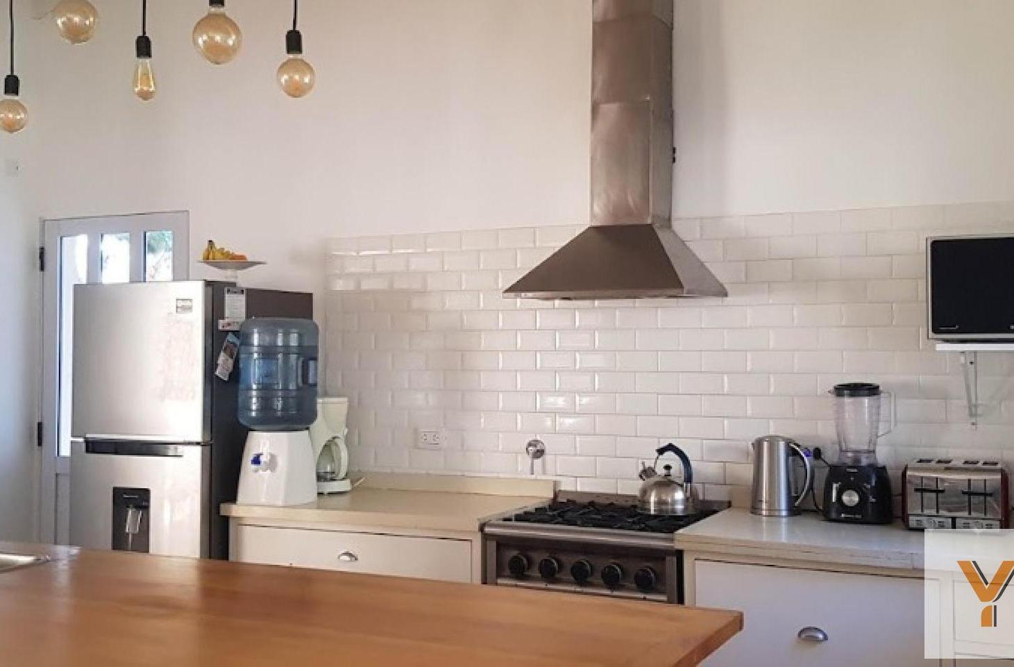 Foto de Casa en venta - 3 Dormitorios 3 Baños - 1.000Mts2 - Pinamar, imagen 2
