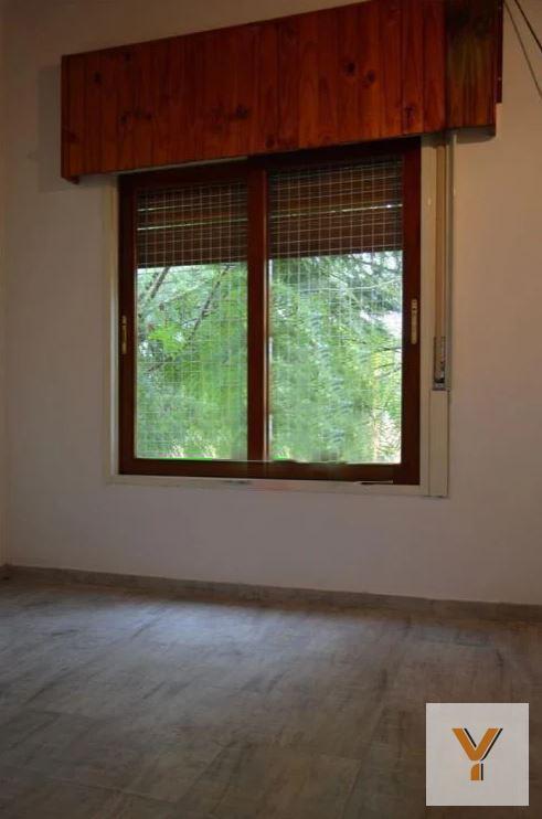Foto de Dúplex en venta - 2 dormitorios 2 baños - Cochera - 110mts2 - Gambier, imagen 2