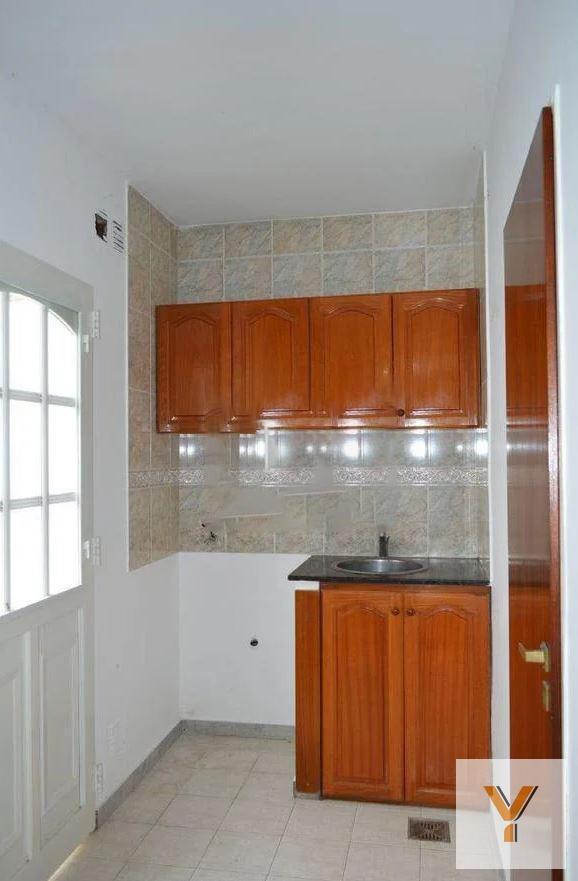 Foto de Dúplex en venta - 2 dormitorios 2 baños - Cochera - 110mts2 - Gambier, imagen 4