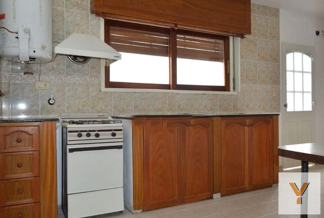 Foto de Dúplex en venta - 2 dormitorios 2 baños - Cochera - 110mts2 - Gambier, imagen 5