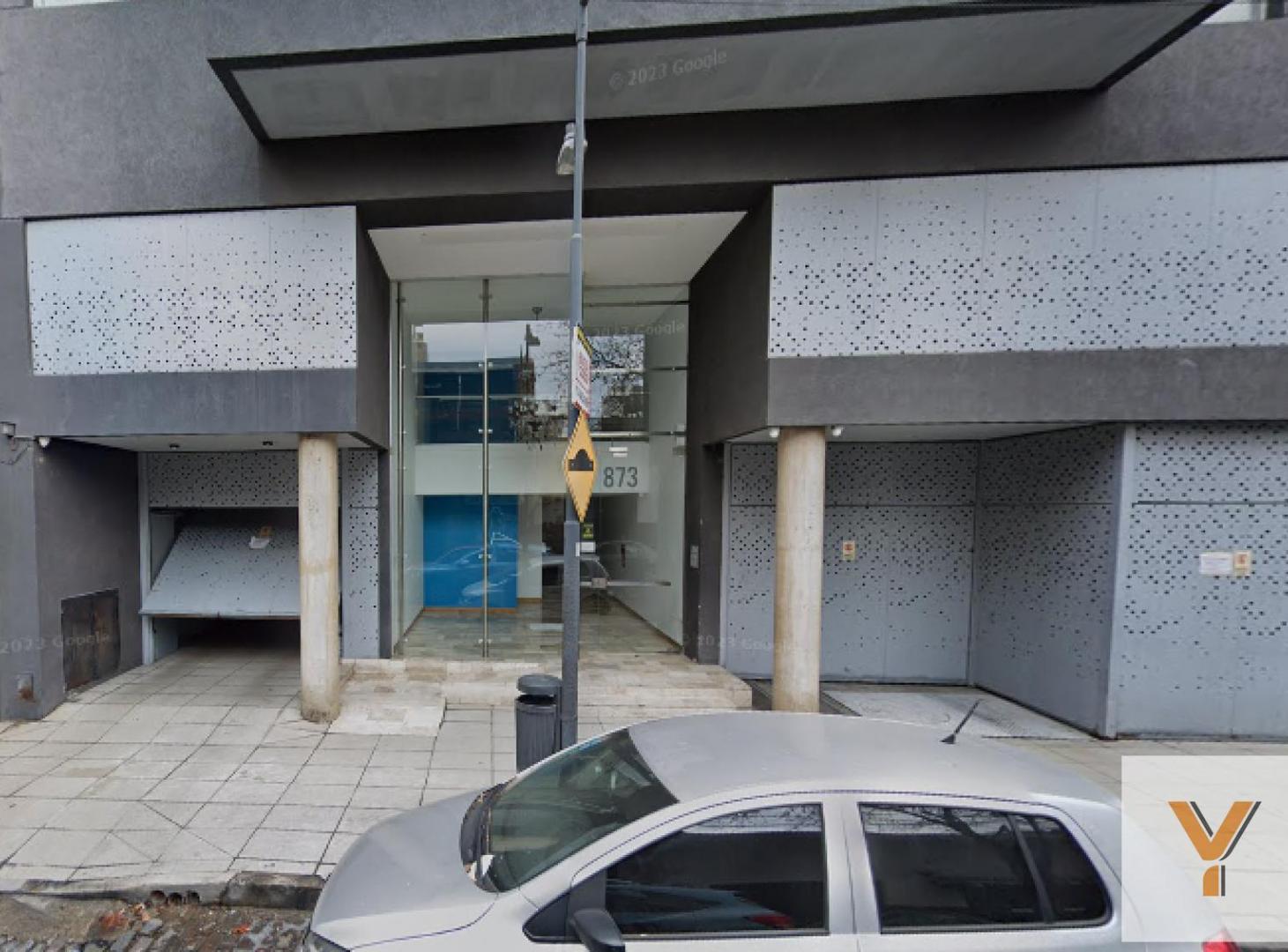 Foto de Cochera en venta - 14Mts2 - Almagro, imagen 2
