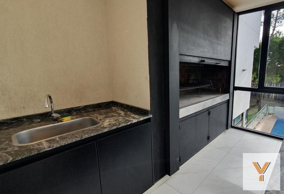 Foto de Casa en venta - 6 Dormitorios 8 Baños - Pinamar, imagen 5