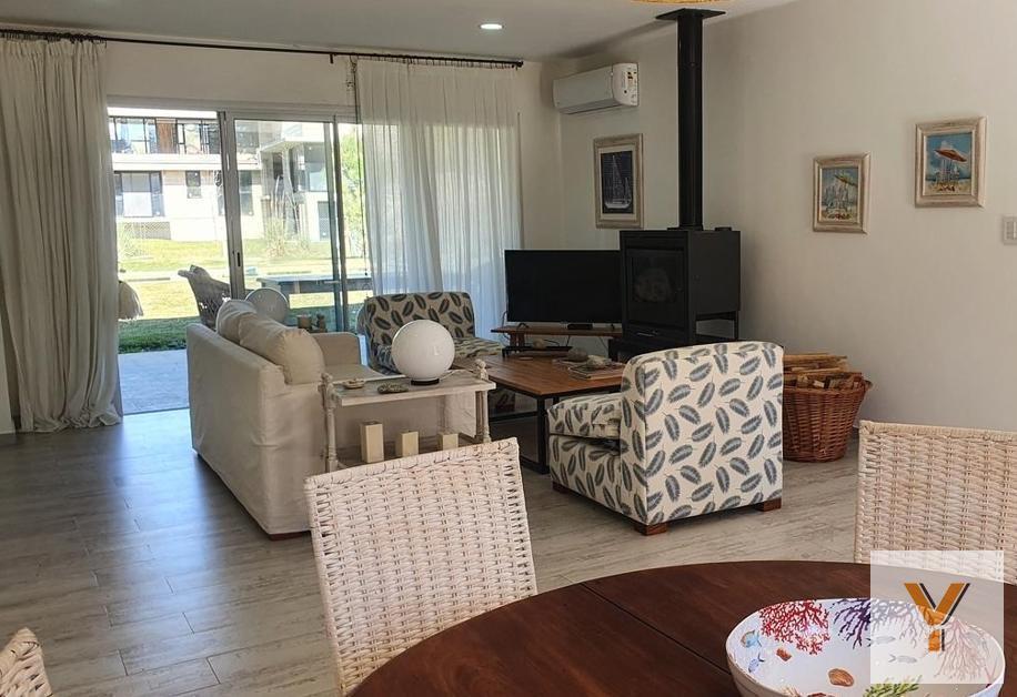 Foto de Casa en venta - 4 Dormitorios 3 Baños - Pinamar, imagen 4