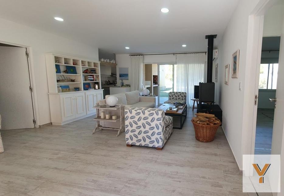 Foto de Casa en venta - 4 Dormitorios 3 Baños - Pinamar, imagen 1
