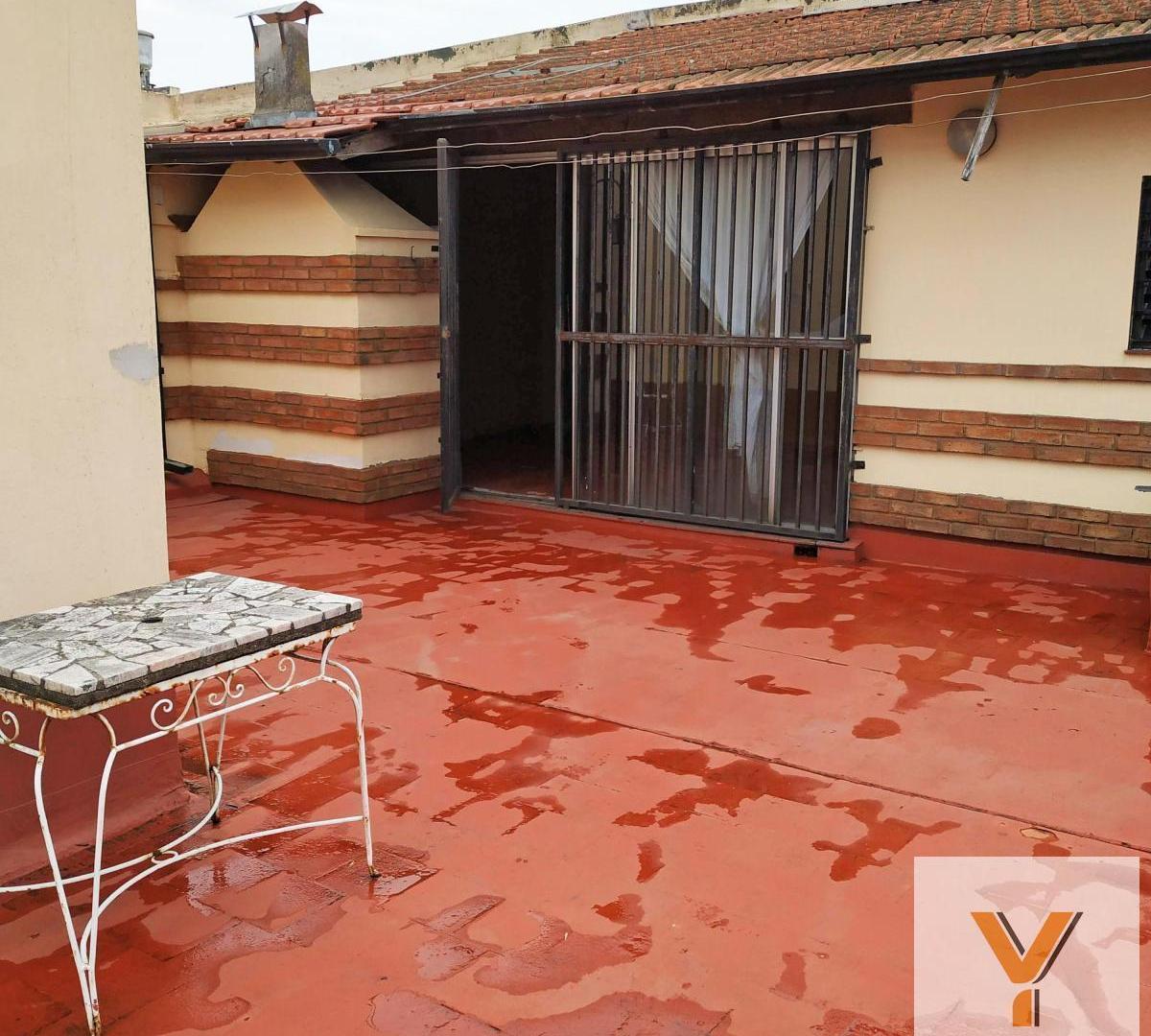 Foto de Casa en venta - 3 Dormitorios 4 Baños - Lanús, imagen 4