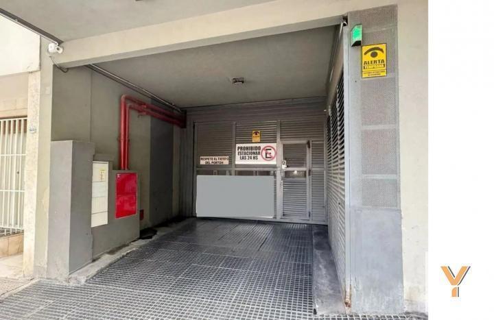 Foto de Cochera en venta - 14Mts2 - Almagro, imagen 2