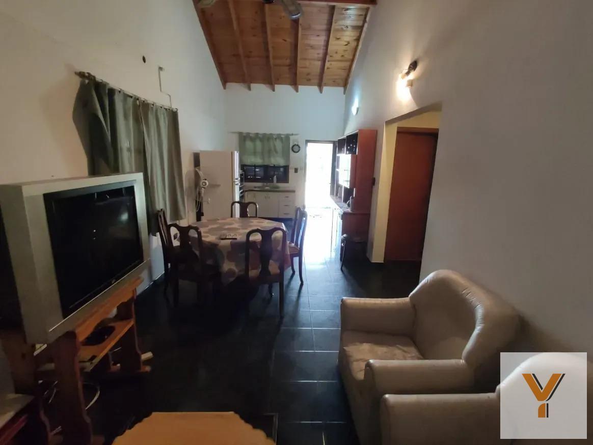 Foto de Casa en venta - 3 Dormitorios 2 Baños - Santa Teresita, imagen 4