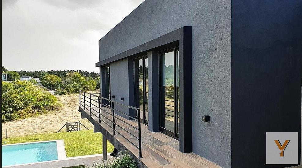 Foto de Casa en venta - 5 Dormitorios 5 Baños - Senderos IV, imagen 2