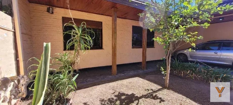 Foto de Casa en venta - 4 Dormitorios 2 Baños - Lujan, imagen 1