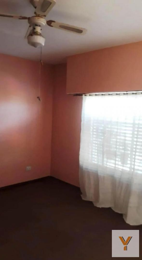 Foto de Casa en venta - 2 Dormitorios 2 Baños - Banfield, imagen 5
