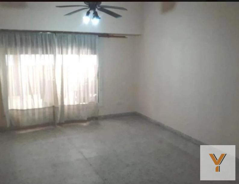 Foto de Casa en venta - 2 Dormitorios 2 Baños - Banfield, imagen 2