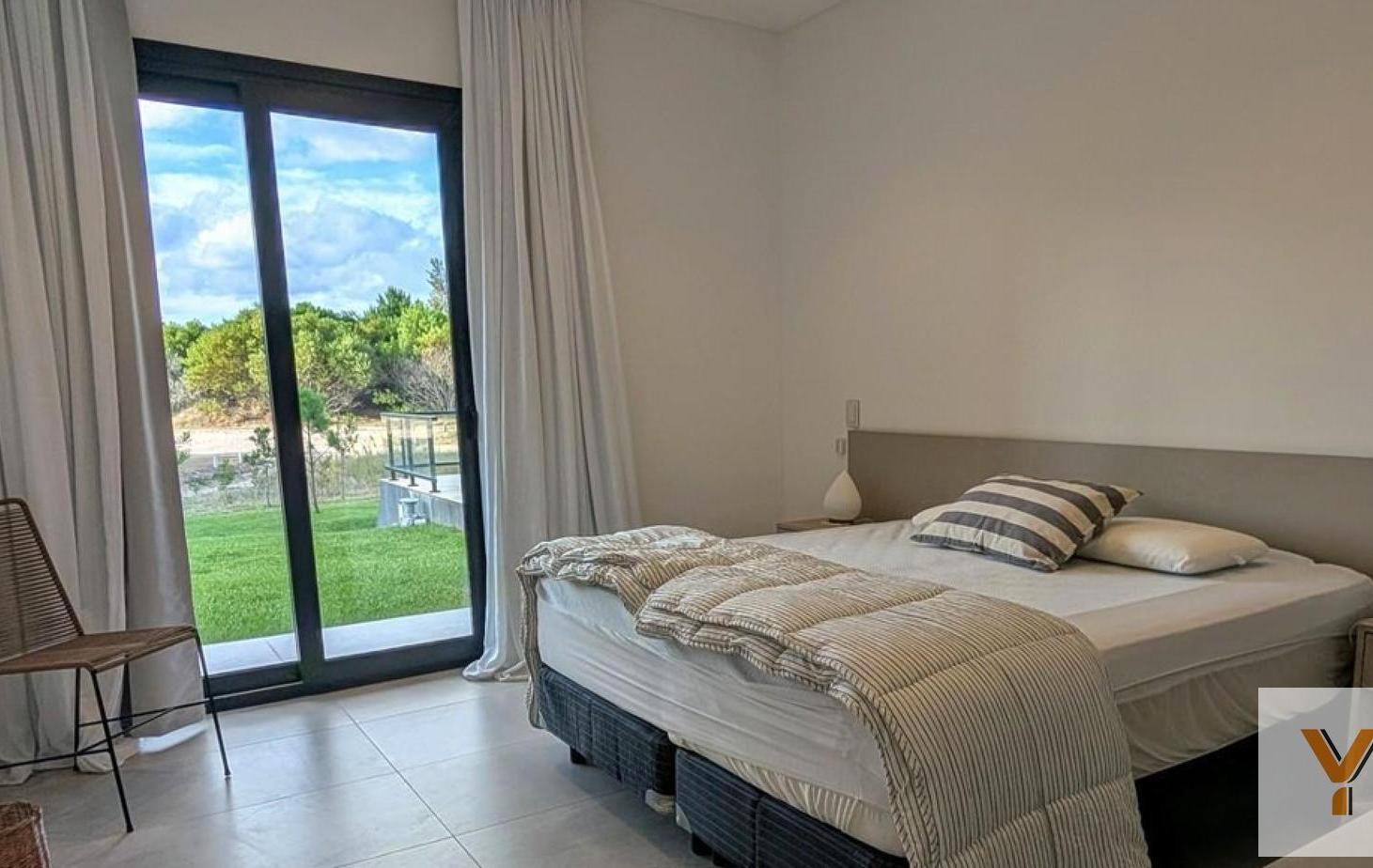 Foto de Casa en venta - 5 Dormitorios 4 Baños - Golf 2, imagen 3