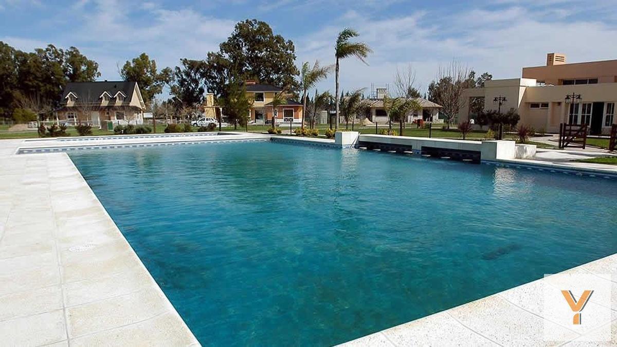 Foto de Terreno en venta - 1.200mts2 - Haras Del Sur I, imagen 4