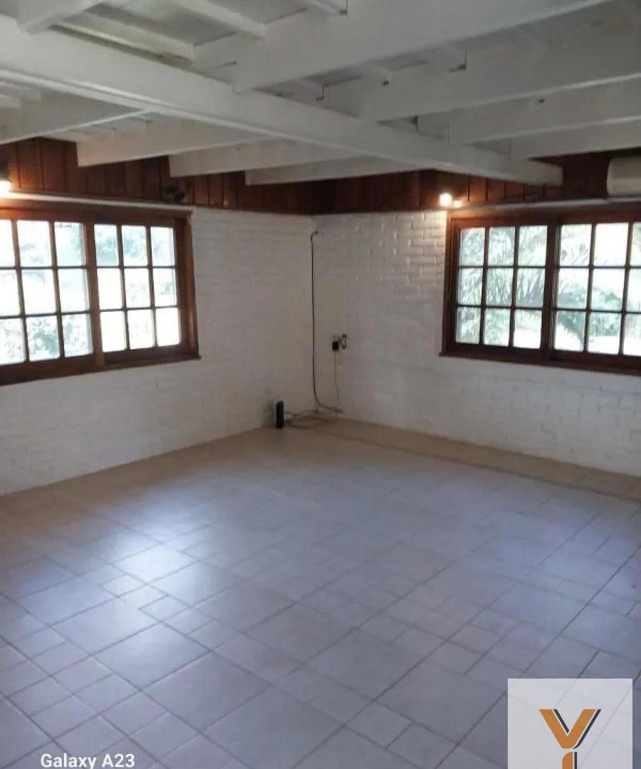 Foto de Casa en venta - 4 Dormitorios 4 Baños - General Rodríguez, imagen 3