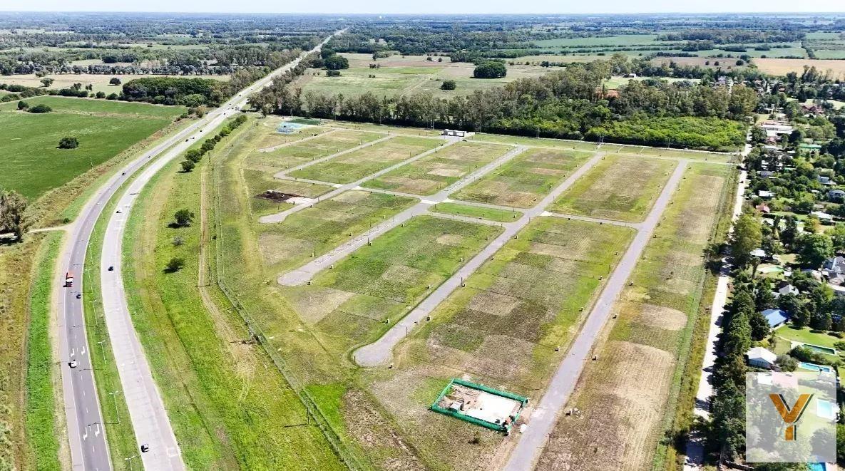 Foto de Terreno en venta - 600mts2 - Exaltación de la Cruz, imagen 1