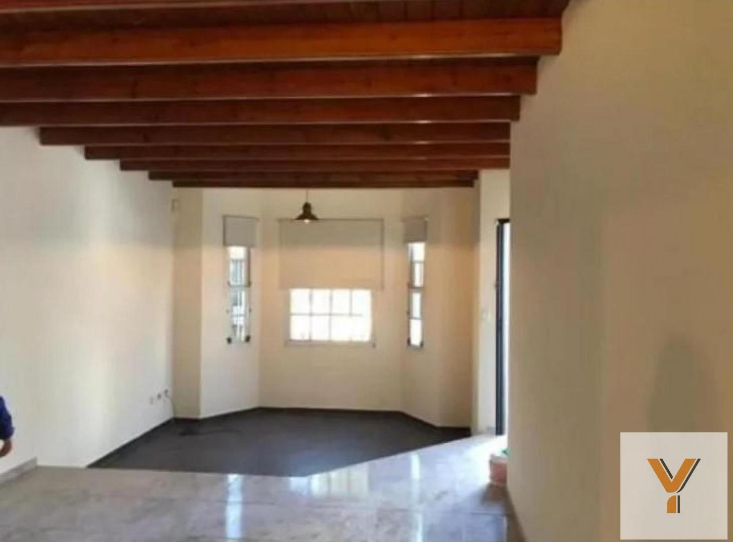 Foto de Casa en Venta - 3 dormitorios 2 baños - 570mts2 - Lujan, imagen 3