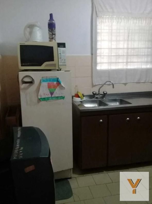 Foto de Casa en venta - 1 dormitorio 2 baños - Cochera - 242mts2 - Mar Del Plata, imagen 5
